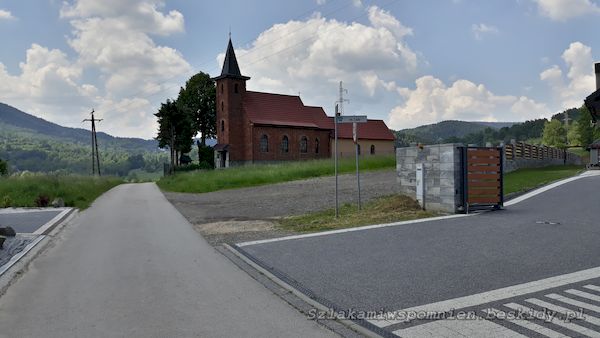 Kaplica Najświętrzej Marii Panny Królowej Polski w Grzechyni